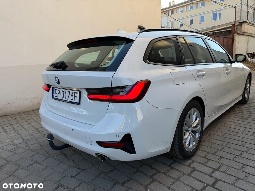 BMW Seria 3 318d Edition Luxury Line Purity - 4