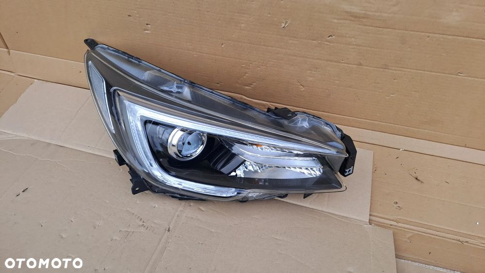 SUBARU LEGACY OUTBACK FULL LED 18- PRAWA LAMPA - 2