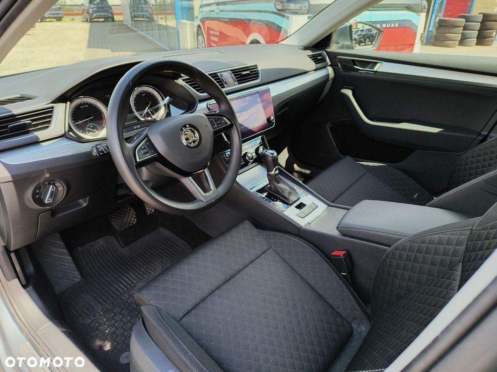 Skoda Superb 2.0 TDI SCR Ambition DSG - 13