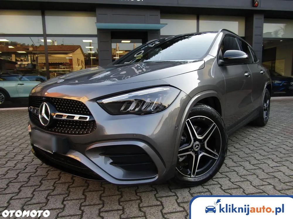 Mercedes-Benz GLA 200 AMG Line - 4