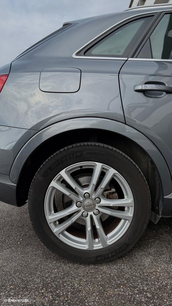 Audi Q3 2.0 TDI quattro S-line - 11