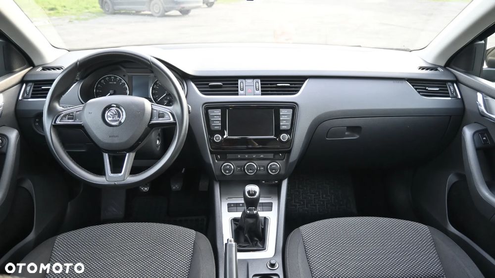 Skoda Octavia 1.6 TDI Ambition - 6