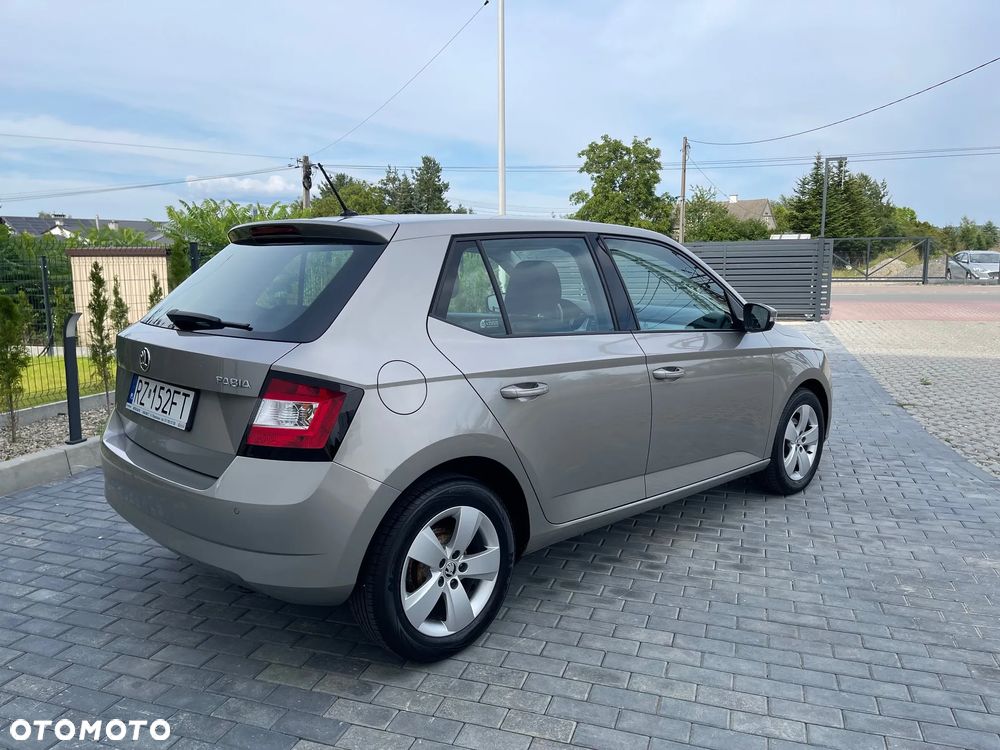 Skoda Fabia 1.2 TSI Ambition - 8