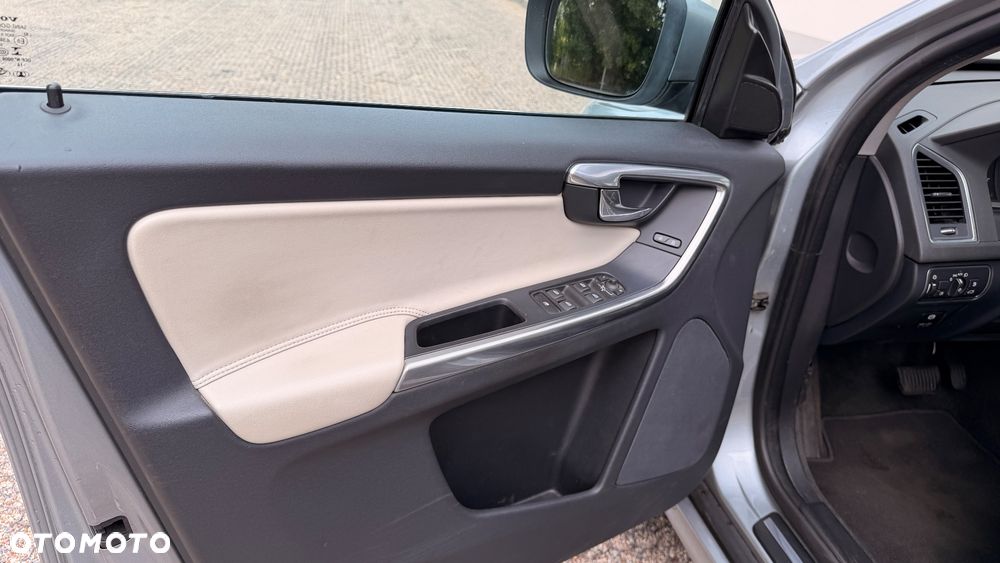 Volvo XC 60 D4 Drive-E Summum - 15