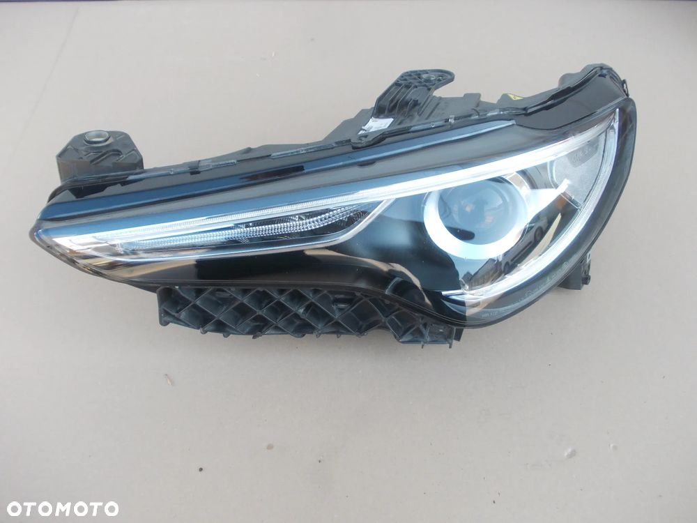 Maska zderzak lampy błotnik pas przód Alfa Romeo Stelvio lak 480 - 22