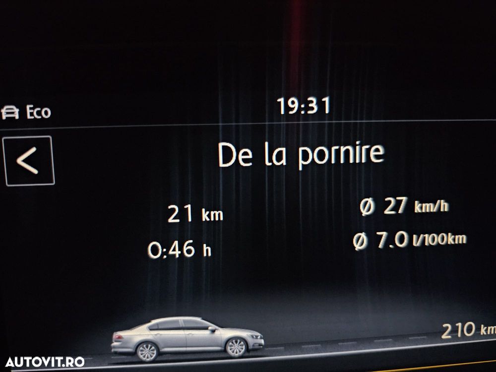 Volkswagen Passat - 10