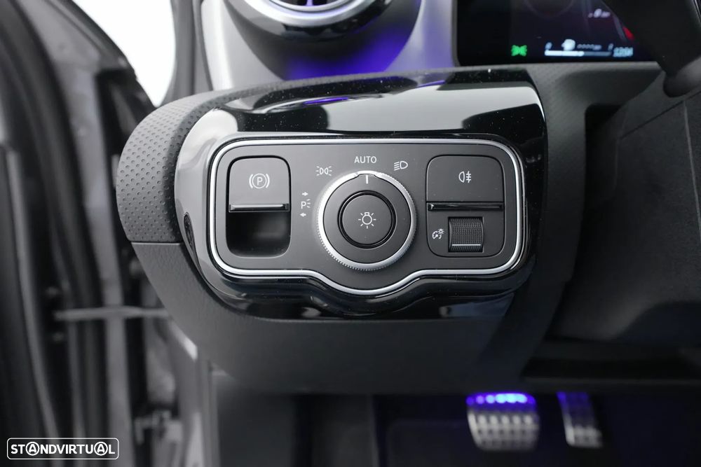 Mercedes-Benz A 180 d AMG Line Aut. - 20