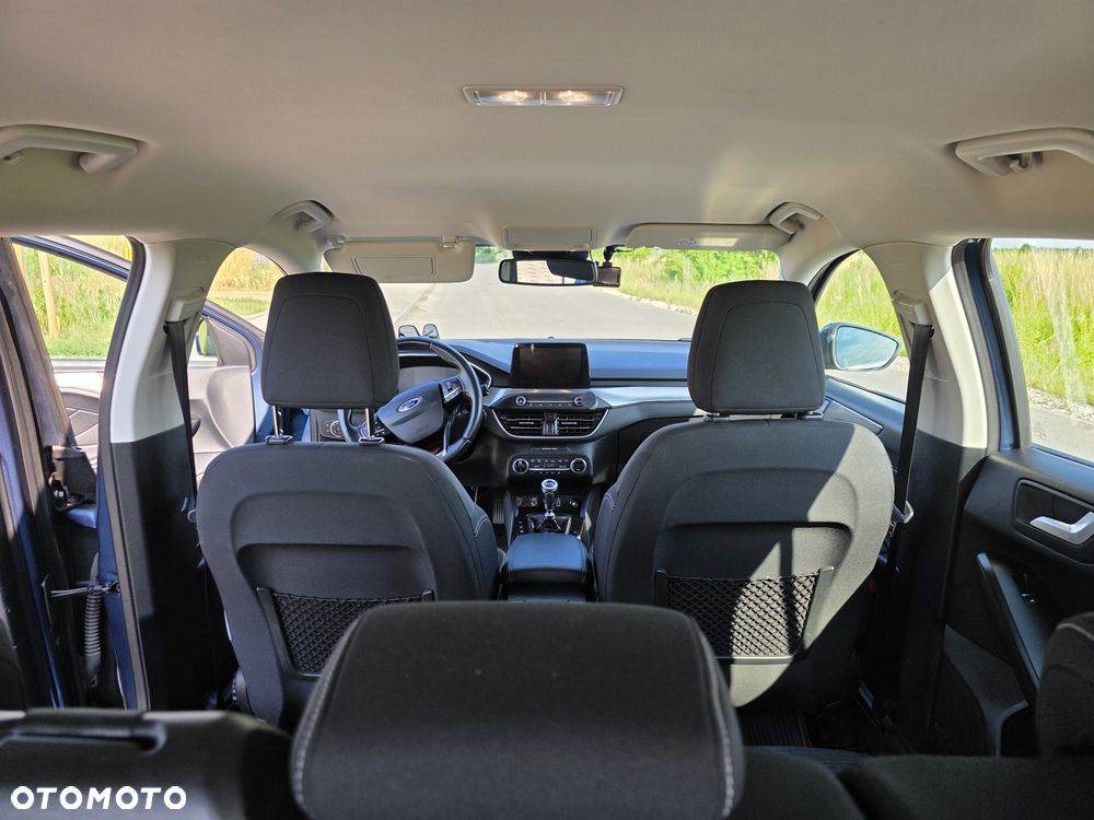 Ford Focus 1.5 EcoBoost Titanium Business - 17
