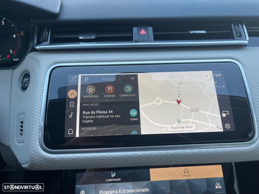 Land Rover Range Rover Velar 3.0 D300 AWD - 34