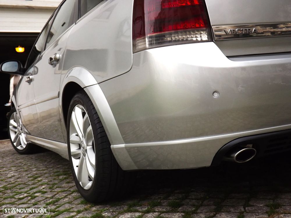 Opel Vectra GTS 1.9 CDTi - 19