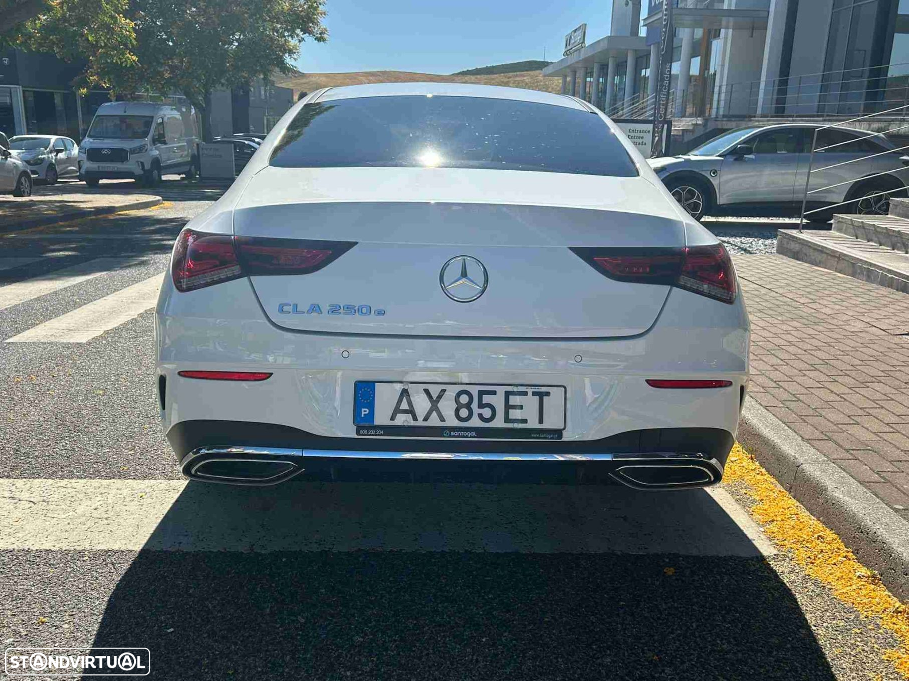 Mercedes-Benz CLA 250 e AMG Line - 4