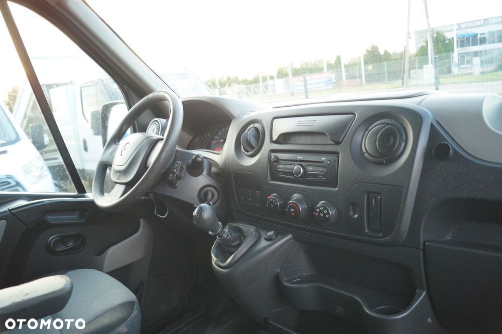 Renault Master - 25