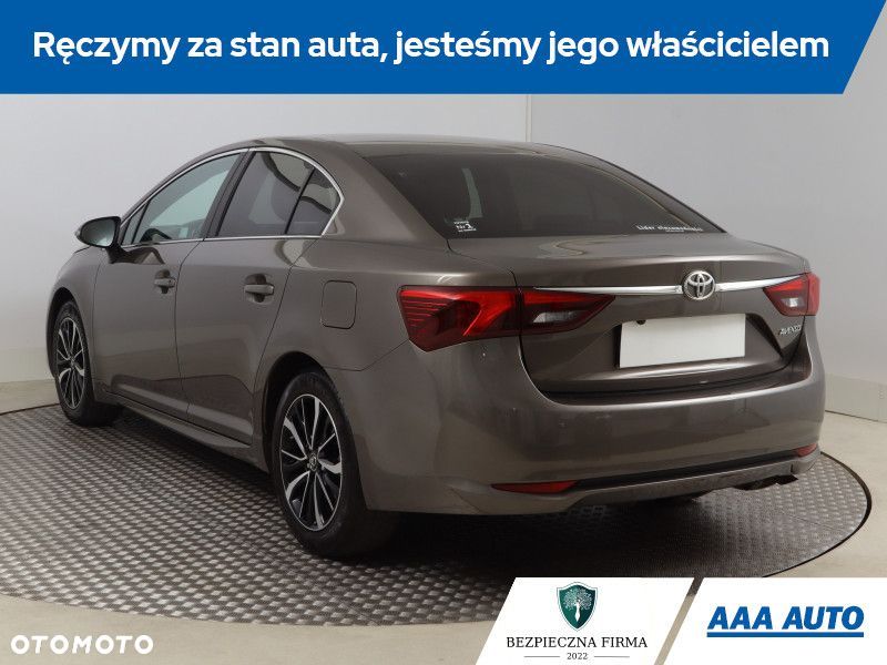 Toyota Avensis - 6