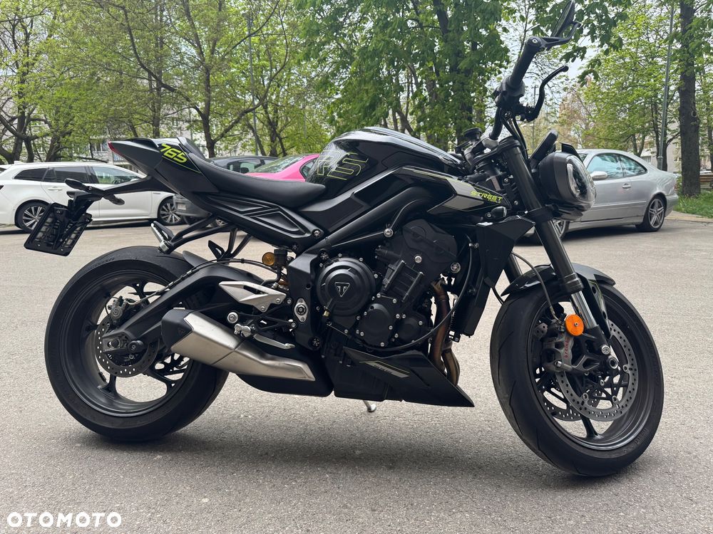 Triumph Street Triple - 2