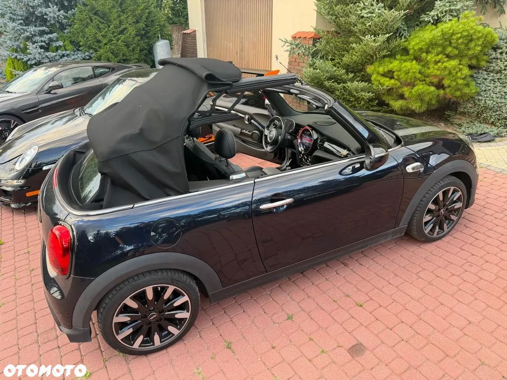 MINI Cooper Anniversary Edition - 34