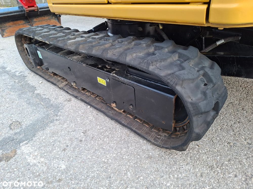 Caterpillar 301.8 05A Powertilt - 26