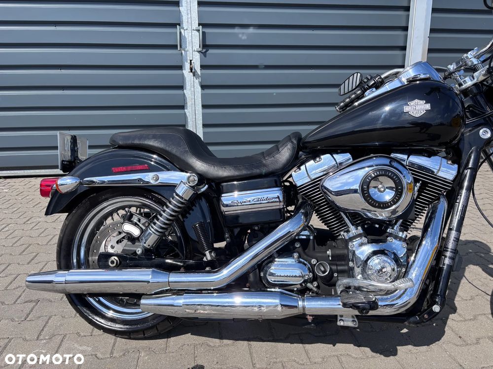 Harley-Davidson Dyna Super Glide - 4