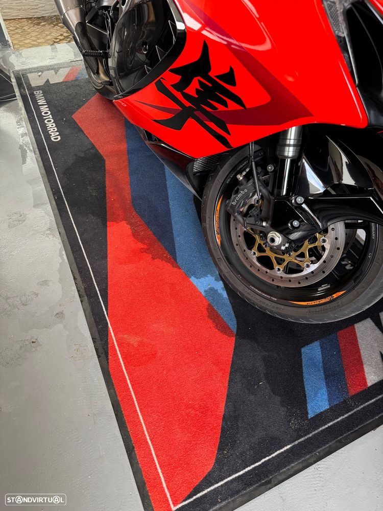 Suzuki Hayabusa 25 anos - 10