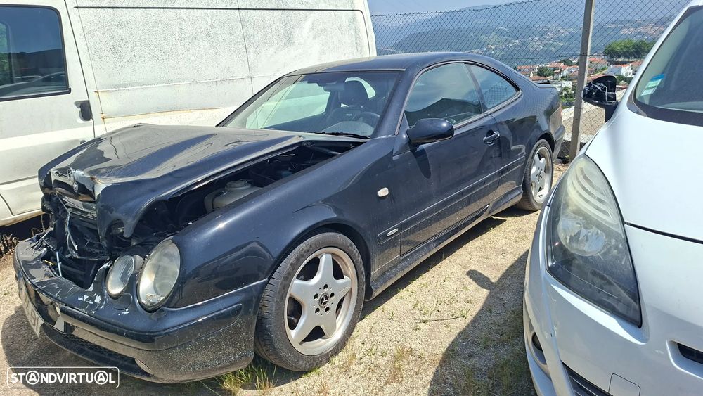 Mercedes-Benz CLK 230 - 1
