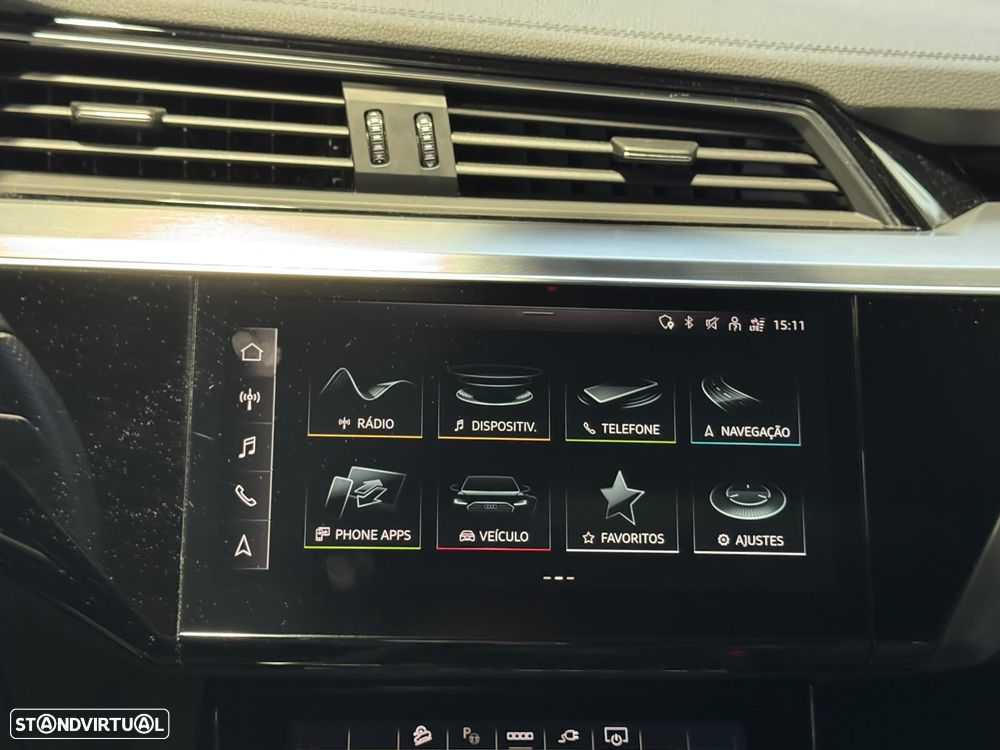 Audi e-tron 55 quattro S line - 29