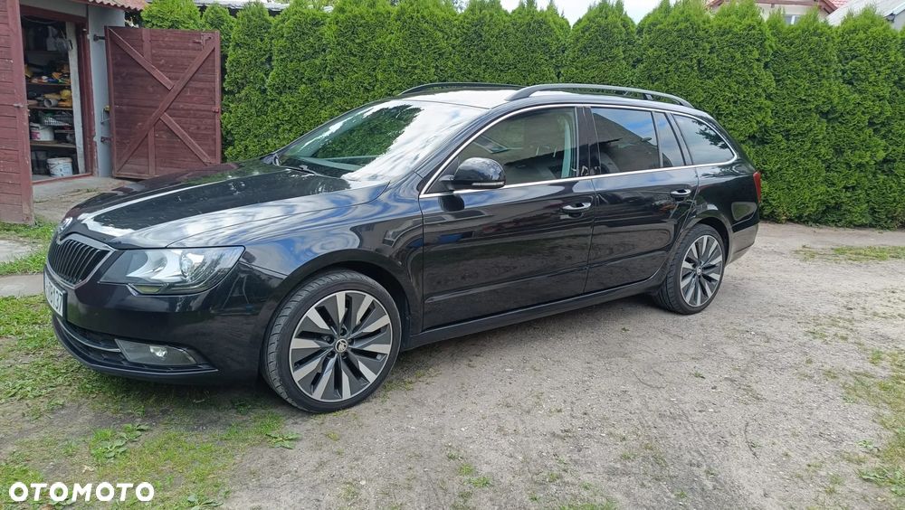 Skoda Superb 2.0 TDI Active DSG - 1