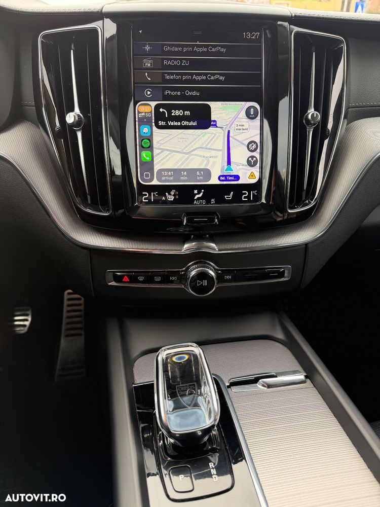 VOLVO XC60 2019 — imagine 8