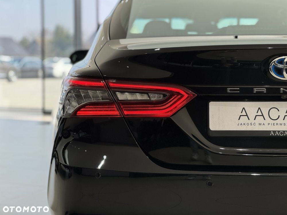 Toyota Camry - 39
