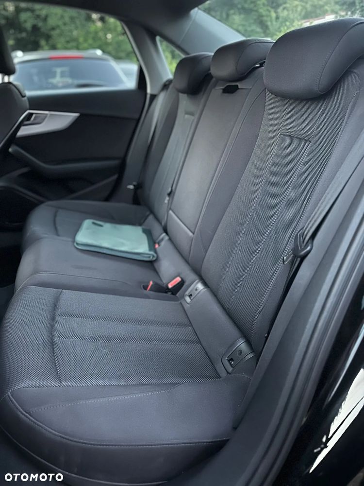 Audi A4 - 9
