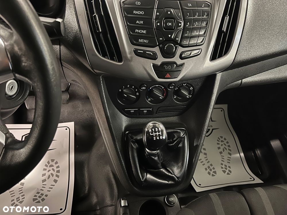 Ford Transit connect - 17