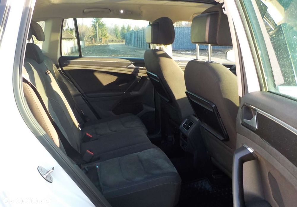 Volkswagen Tiguan - 22
