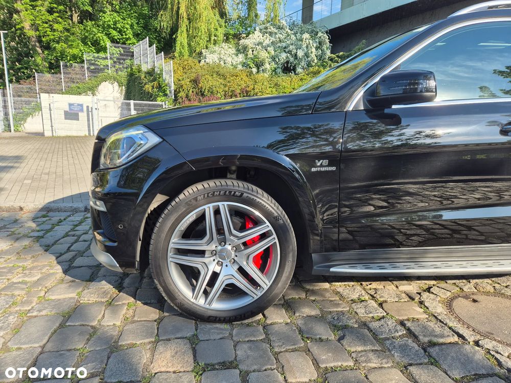 Mercedes-Benz GL - 5