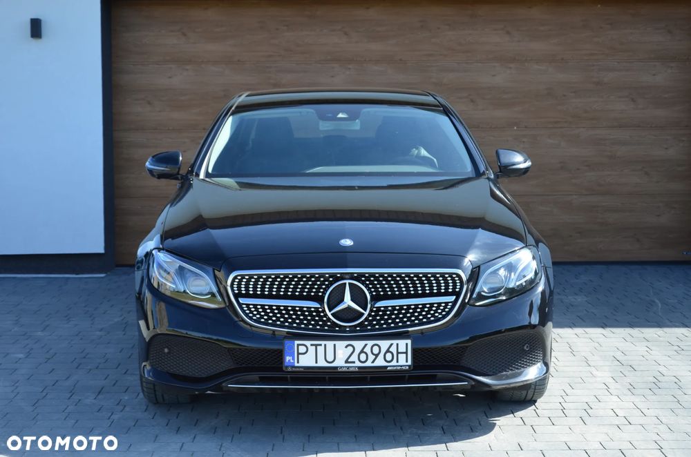 Mercedes-Benz Klasa E 220 d 9G-TRONIC - 4