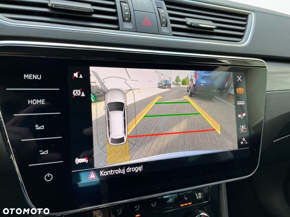 Skoda Superb 2.0 TDI SCR Style DSG - 31