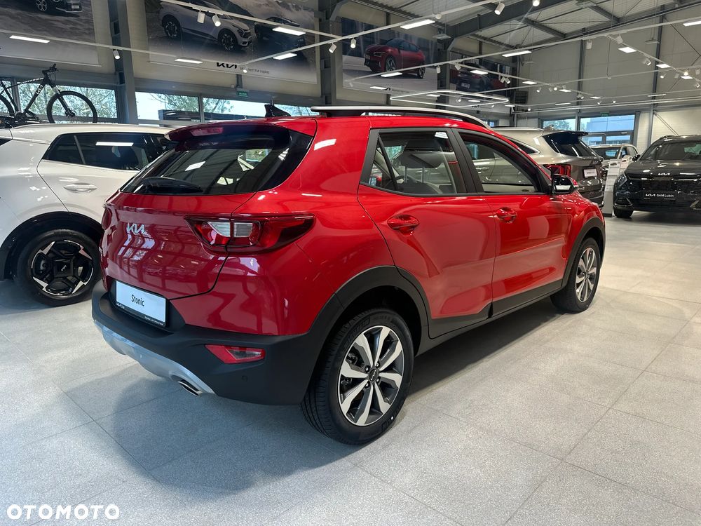 Kia Stonic 1.2 L - 8