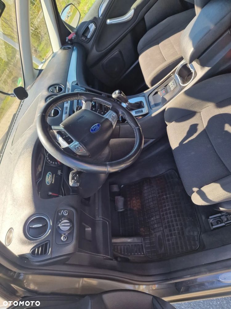 Ford Galaxy 2.0 TDCi Titanium MPS6 - 28