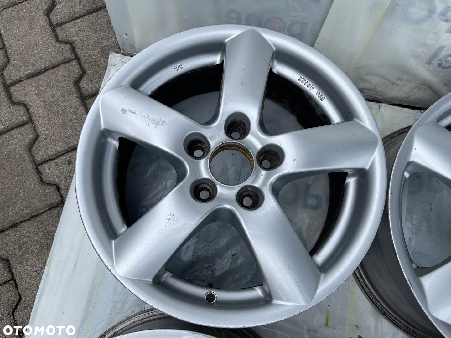 Felgi Renault Nissan 16" 7J ET42 173 - 5