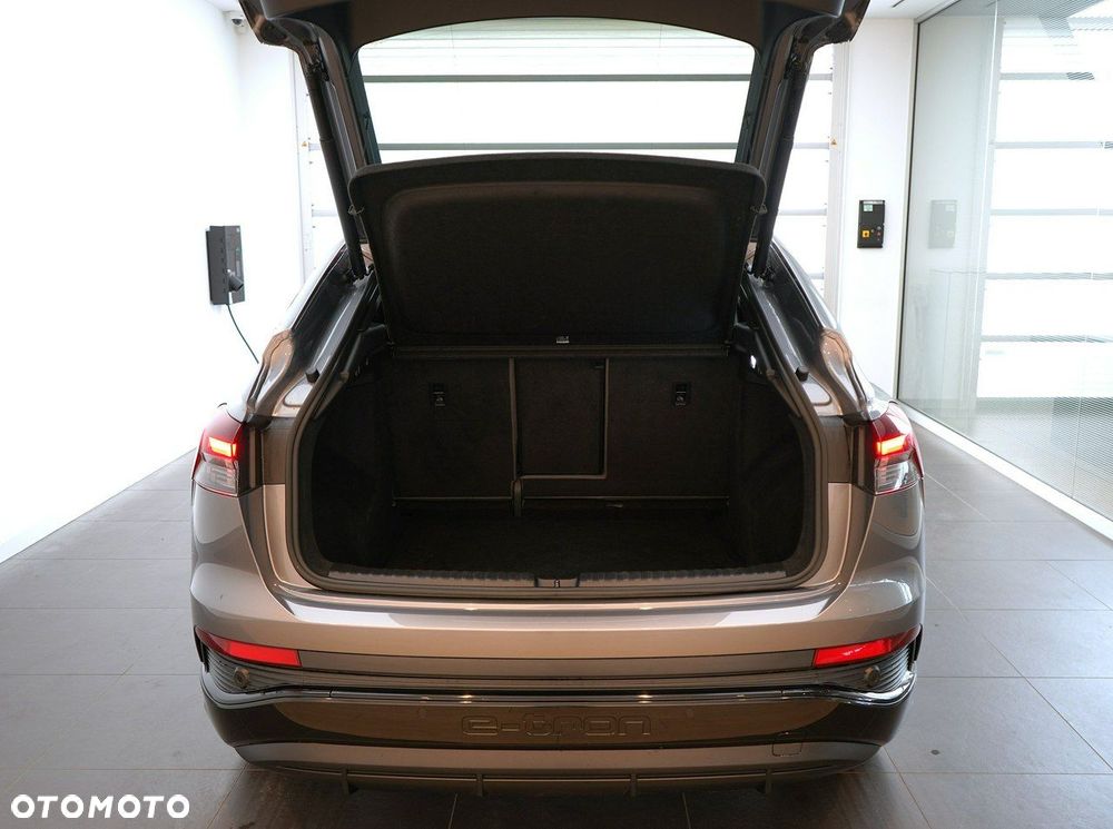 Audi Q4 Sportback e-tron - 11