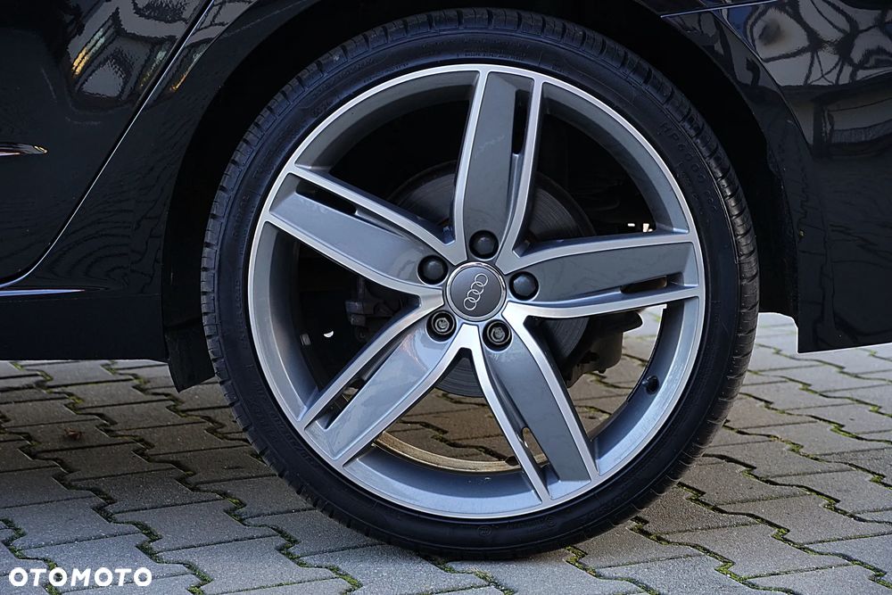 Audi A3 Sportback 2.0 TDI (clean diesel) S tronic S line Sportpaket - 17