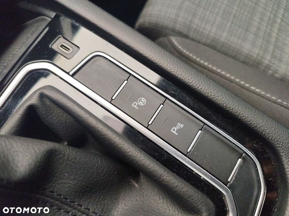 Volkswagen Passat Variant - 26