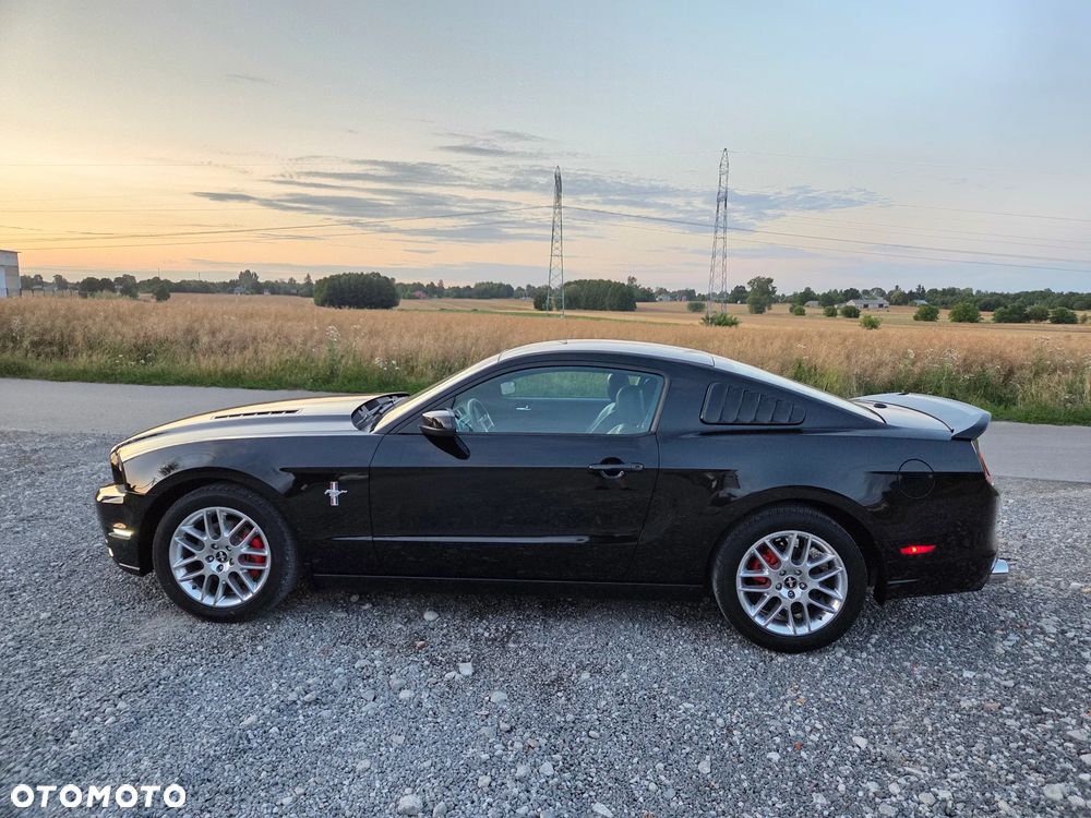 Ford Mustang - 3
