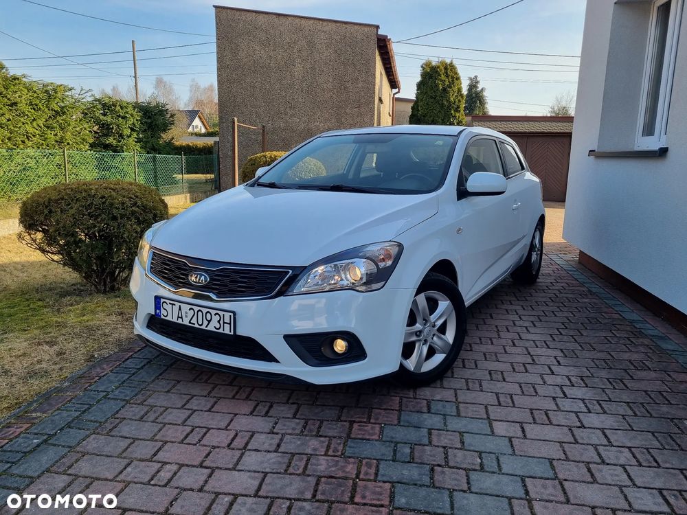 Kia ProCeed 1.4 CVVT Dream-Team Edition - 2