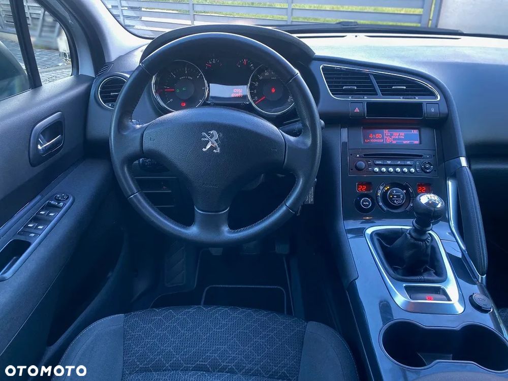 Peugeot 3008 1.6 BlueHDi Style S&S - 10