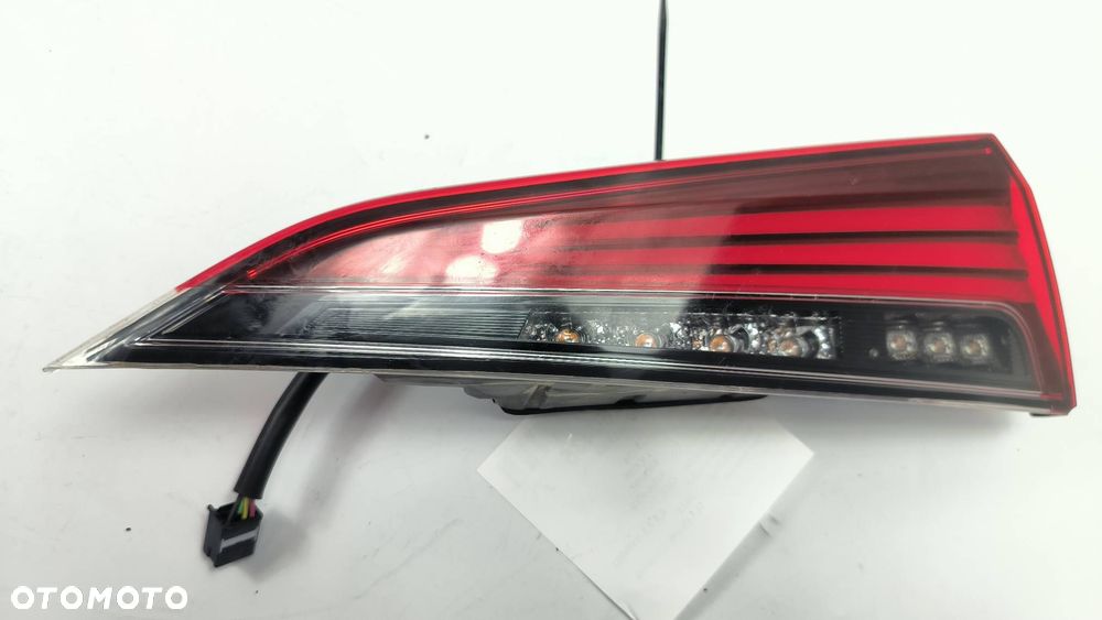 LAMPA LEWA TYŁ LEXUS ES300H - 1
