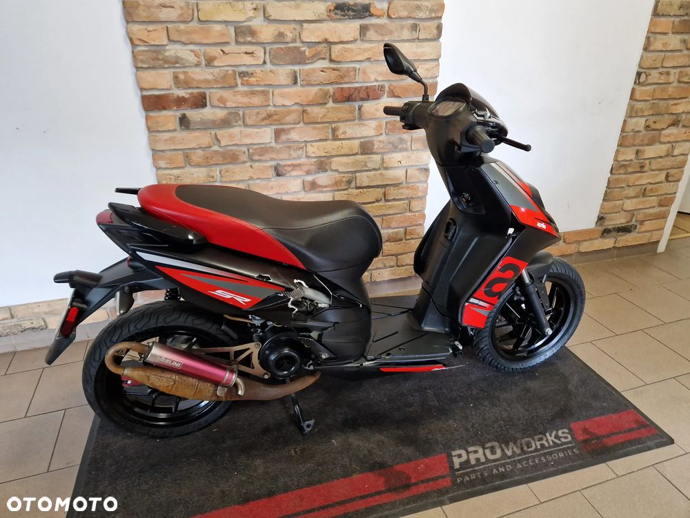 Aprilia SR - 8