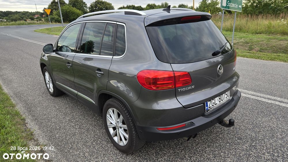 Volkswagen Tiguan - 2