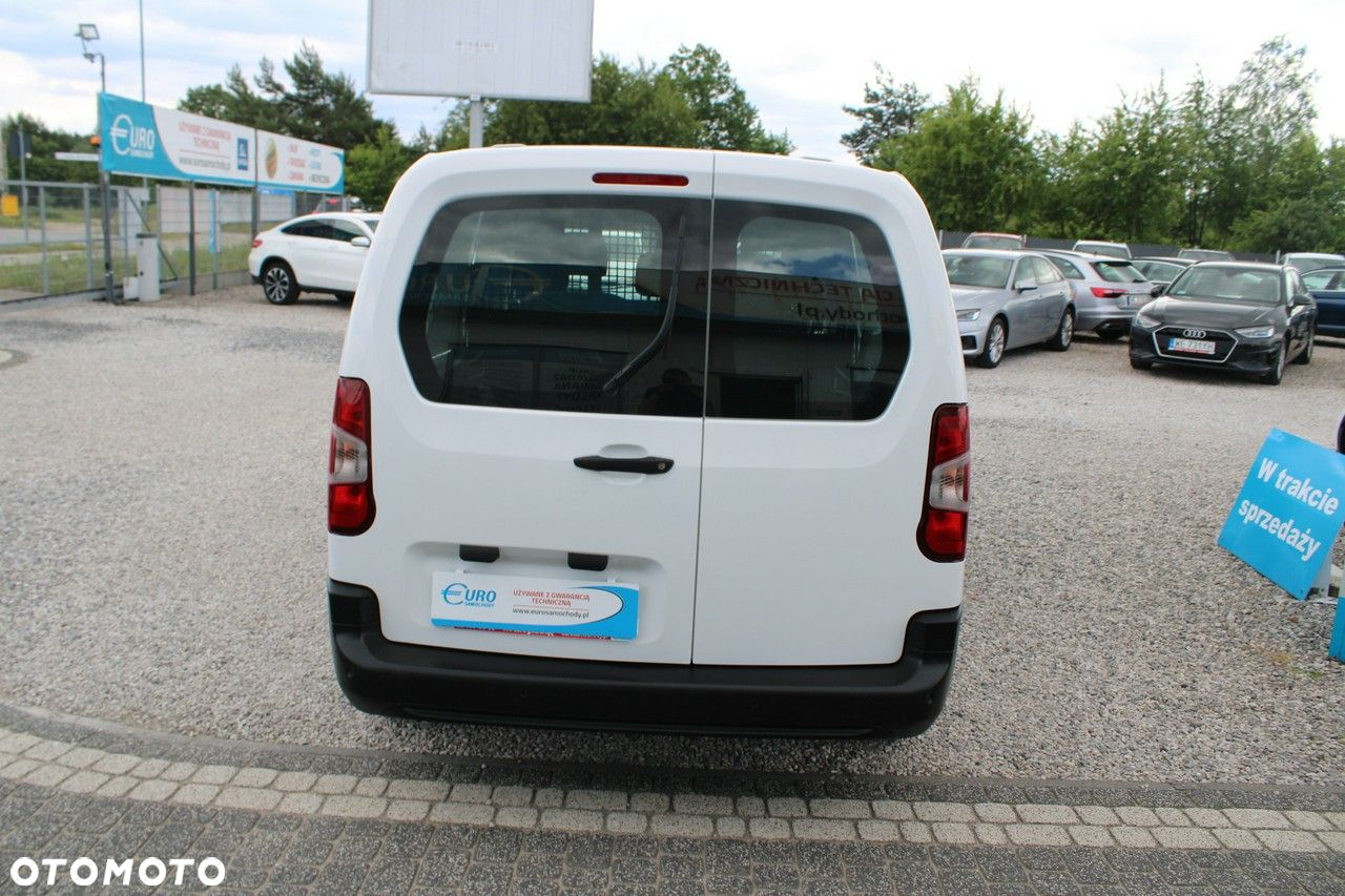 Toyota Proace City - 7