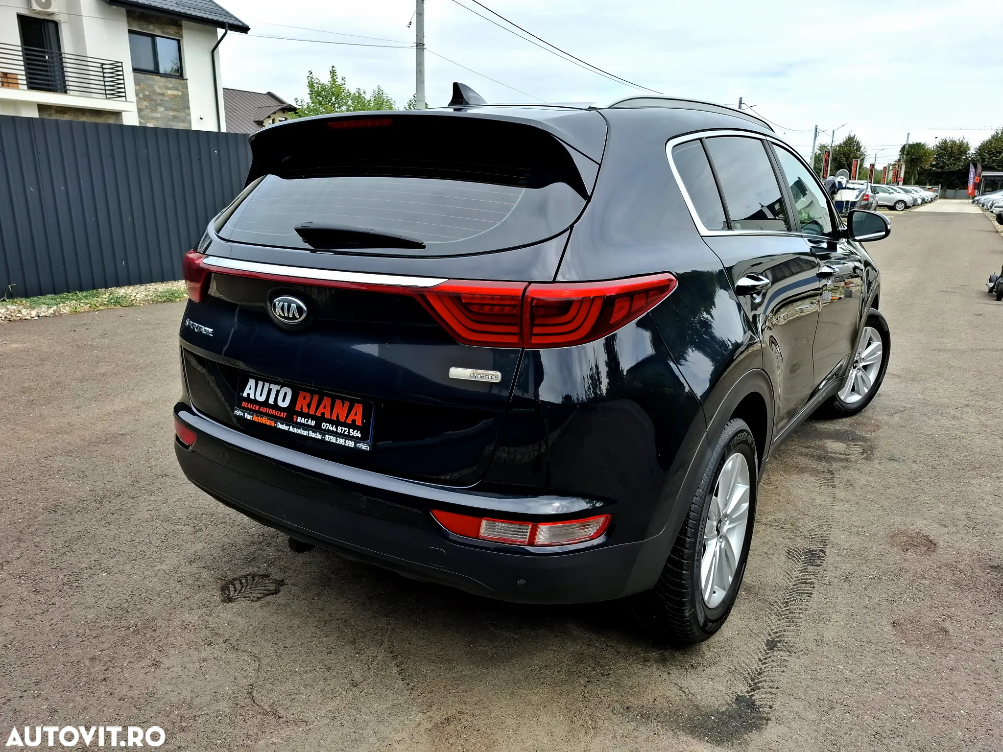 Kia Sportage 1.7 CRDI 2WD Edition 7 - 3