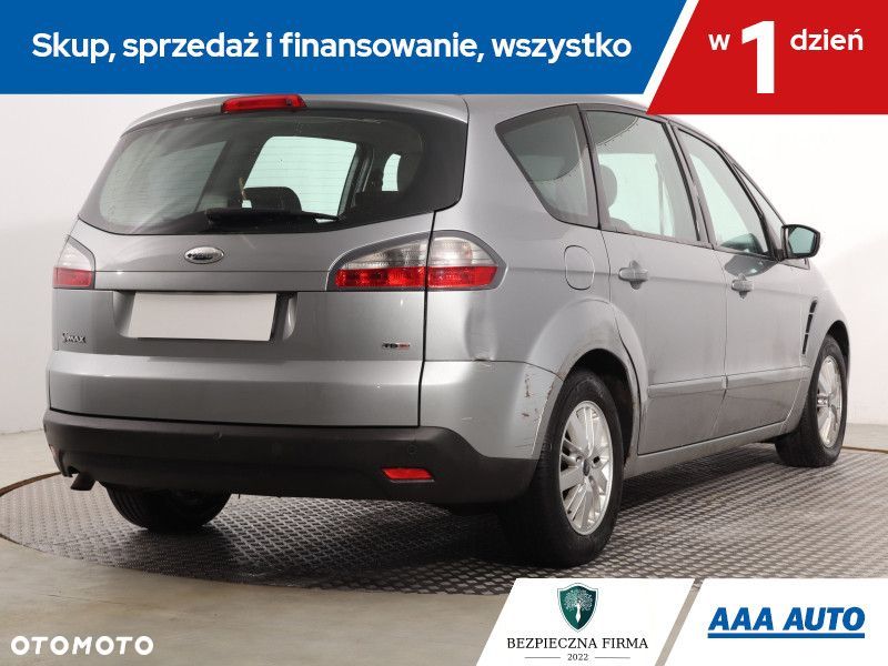 Ford S-Max - 7