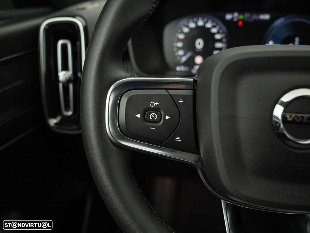 Volvo XC 40 1.5 T5 PHEV R-Design Expression - 24