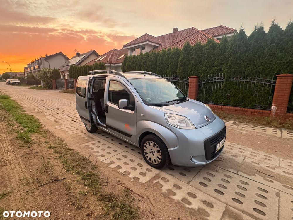 Fiat Fiorino Kombi 8V Elegant - 4